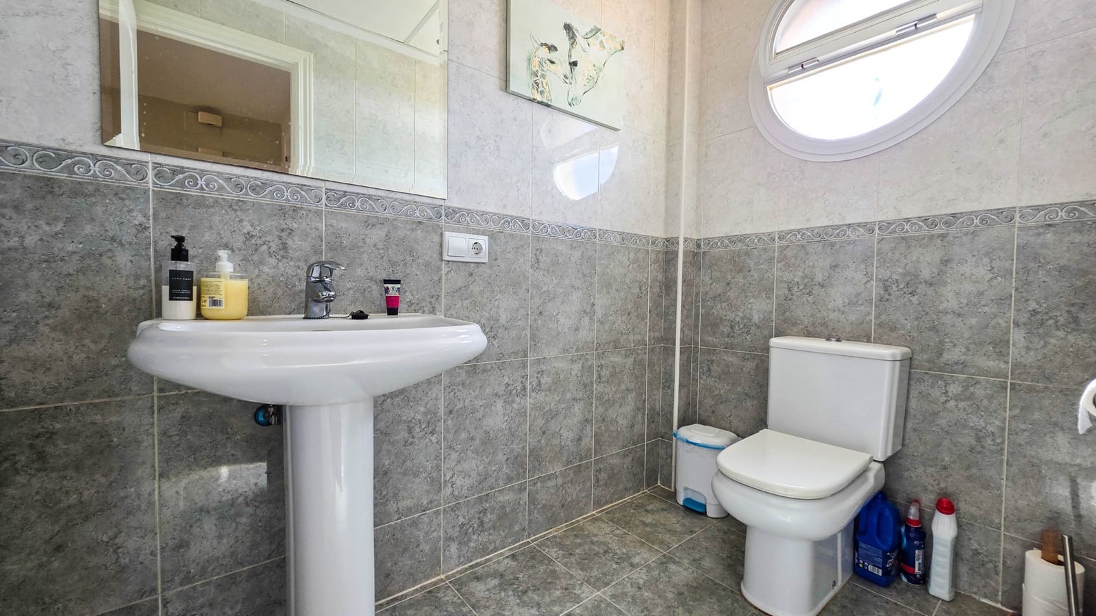 4 sypialnia Dom blizniak na sprzedaż w Manilva z basenem garażem - 525 000 € (Ref: 10158698)