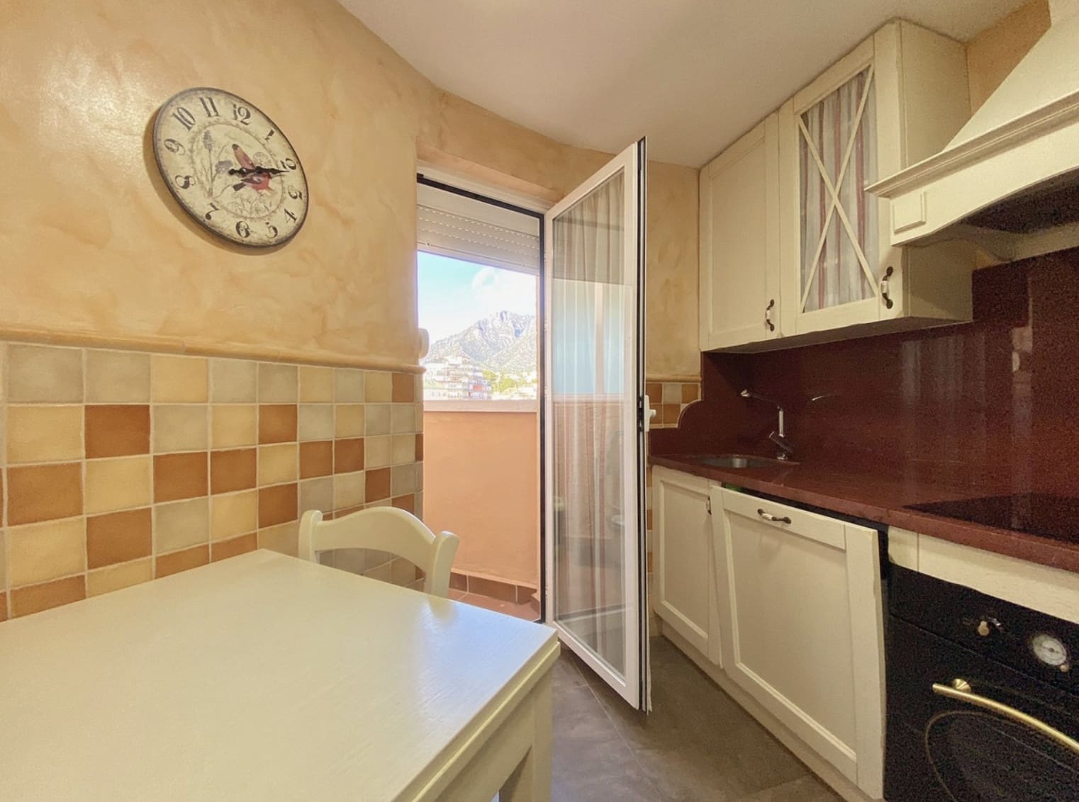 3 quarto Penthouse para venda em Marbella com garagem - 1 150 000 € (Ref: 10165441)
