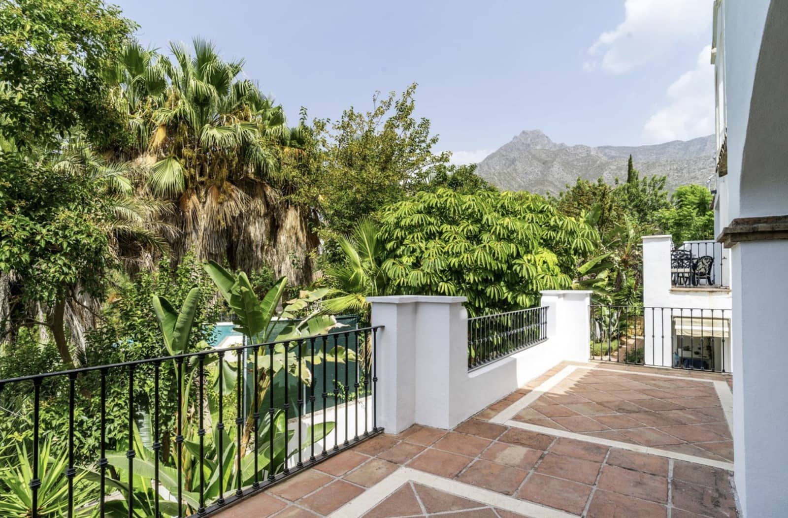 3 chambre Appartement à vendre à Marbella avec piscine garage - 1 020 000 € (Ref: 10165821)