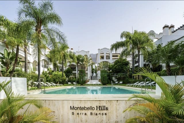 3 bedroom Apartment for sale in Marbella with pool garage - € 1,020,000 (Ref: 10165821)