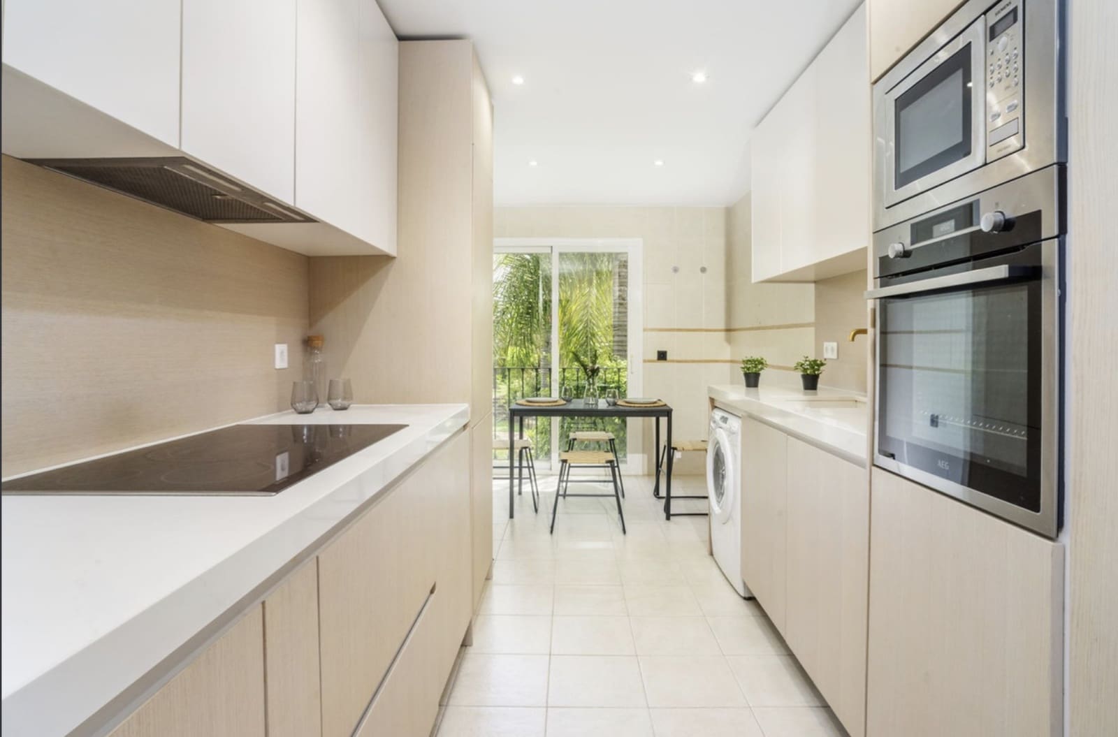 3 chambre Appartement à vendre à Marbella avec piscine garage - 1 020 000 € (Ref: 10165821)