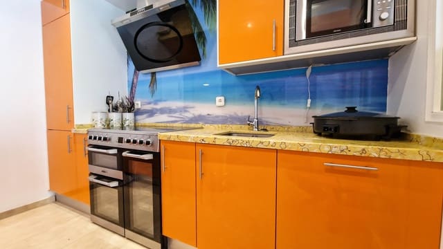 2 sypialnia Apartament na sprzedaż w La Duquesa / Puerto de la Duquesa, Manilva z basenem garażem - 295 000 € (Ref: 8176733)
