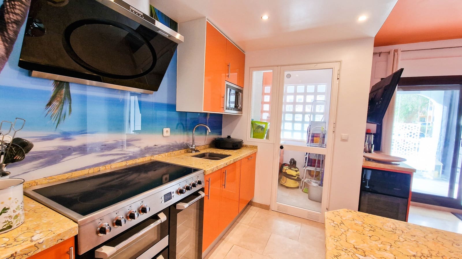 2 sypialnia Apartament na sprzedaż w La Duquesa / Puerto de la Duquesa z basenem garażem - 295 000 € (Ref: 8176733)