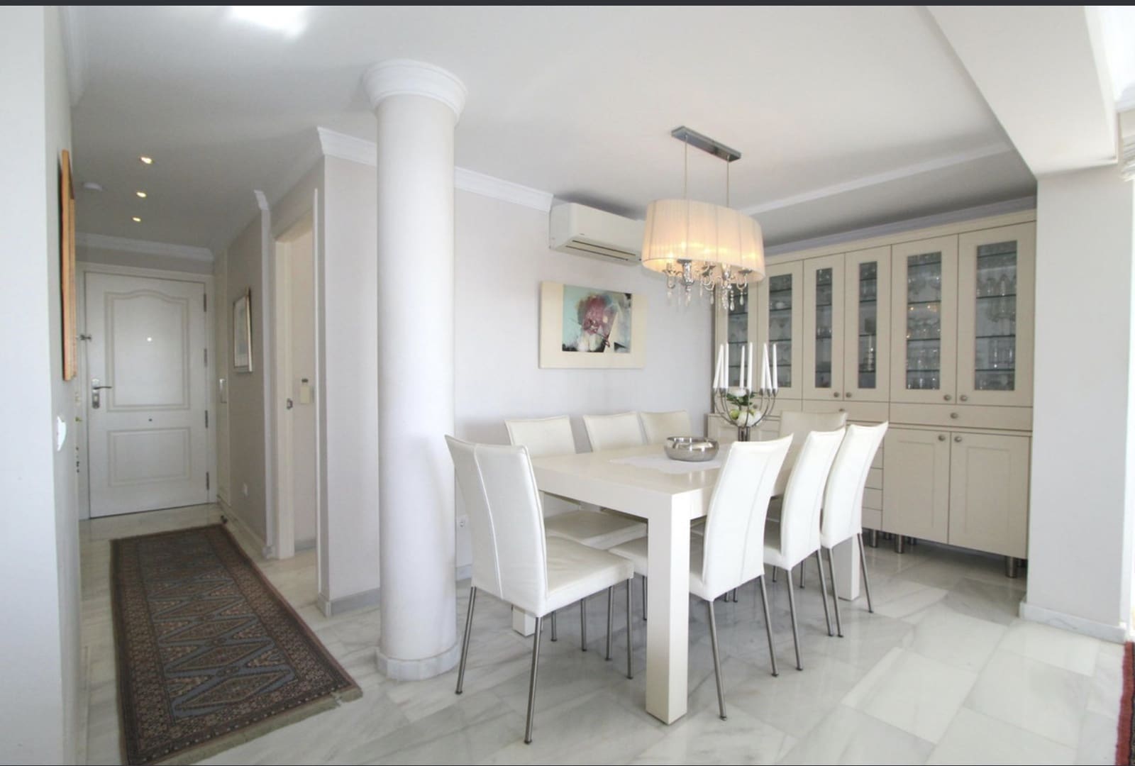 3 bedroom Apartment for sale in Marbella - € 1,200,000 (Ref: 8695653)