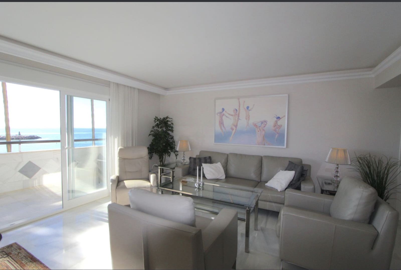 3 bedroom Apartment for sale in Marbella - € 1,200,000 (Ref: 8695653)