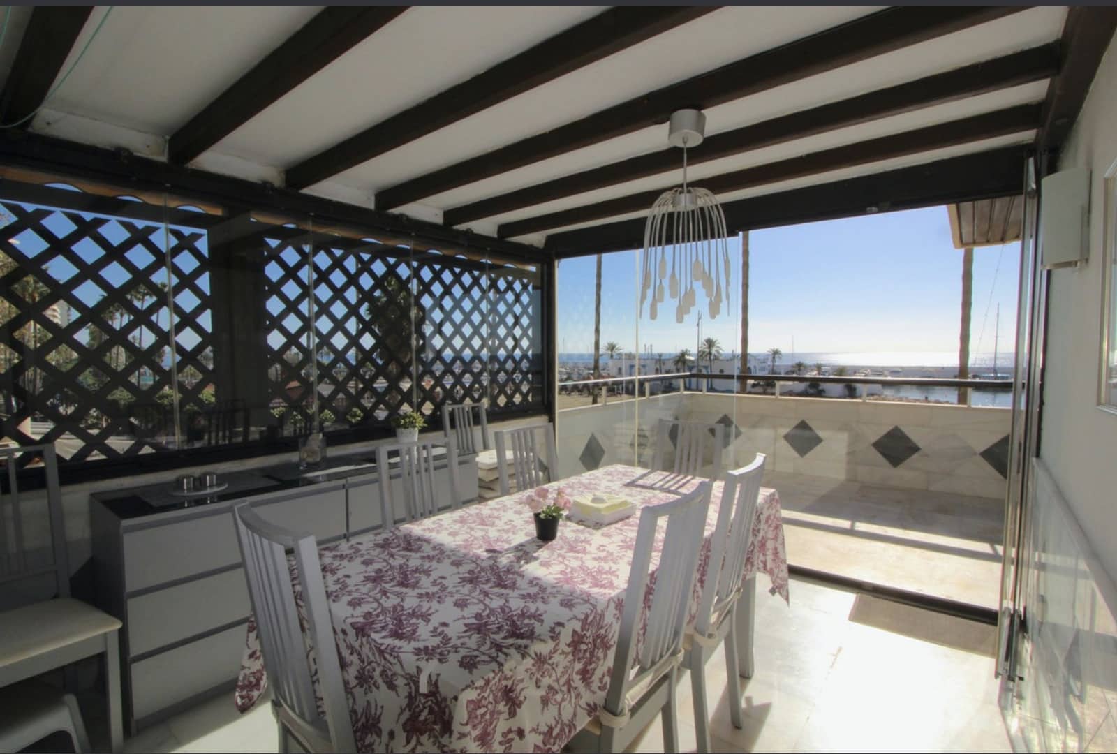 3 bedroom Apartment for sale in Marbella - € 1,200,000 (Ref: 8695653)