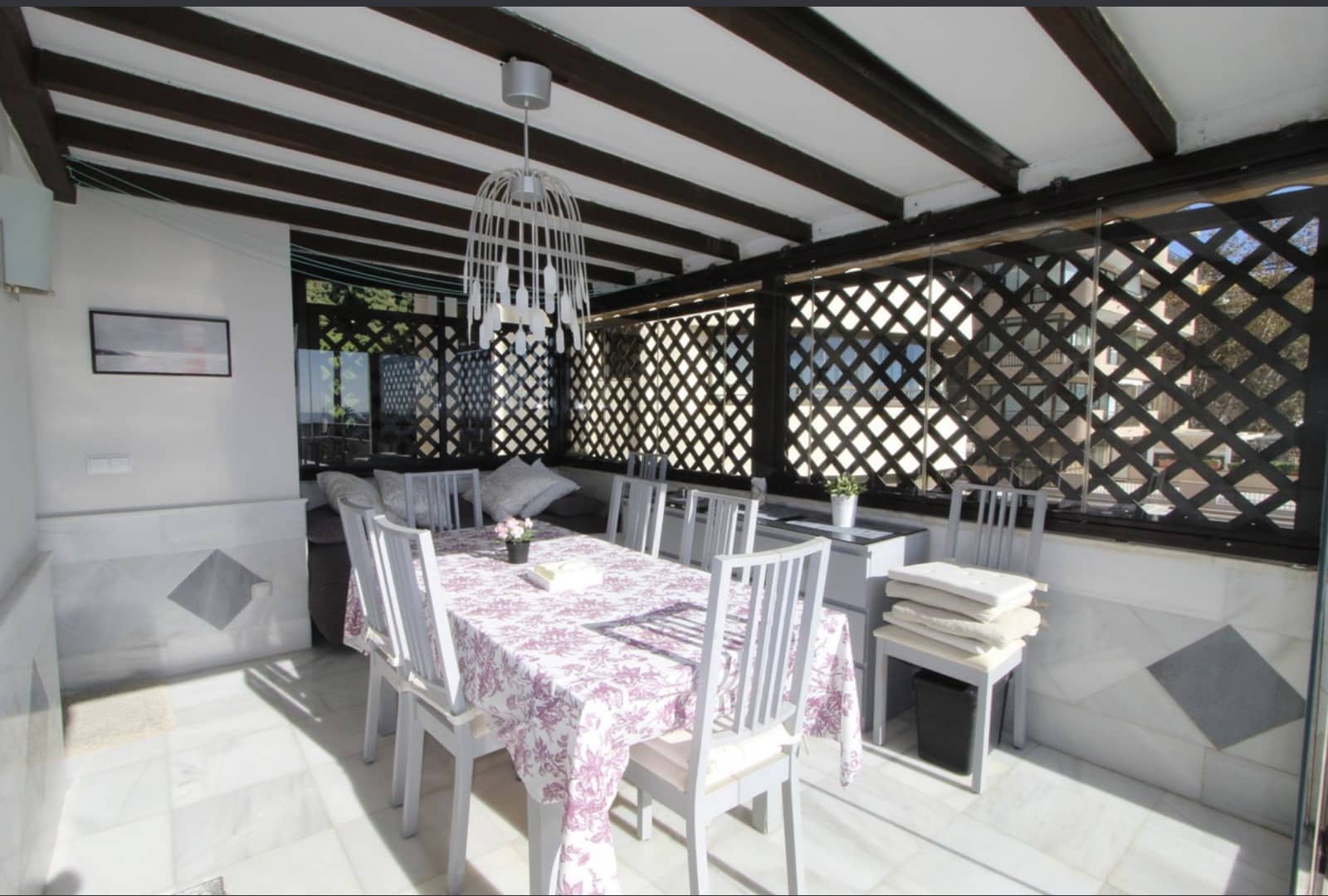 3 bedroom Apartment for sale in Marbella - € 1,200,000 (Ref: 8695653)