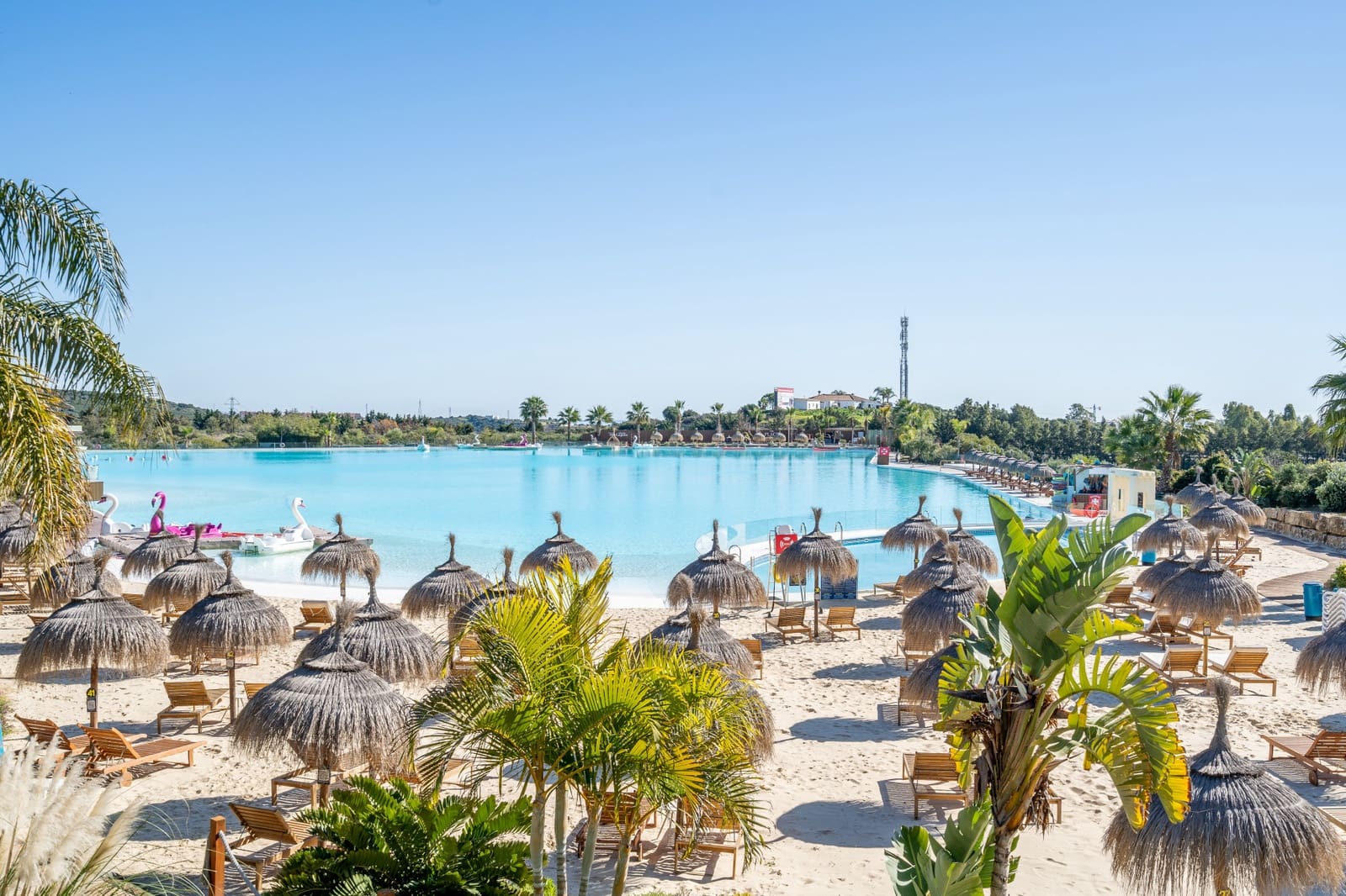 Apartamento de 3 habitaciones en Casares en venta con piscina garaje - 610.000 € (Ref: 8816521)