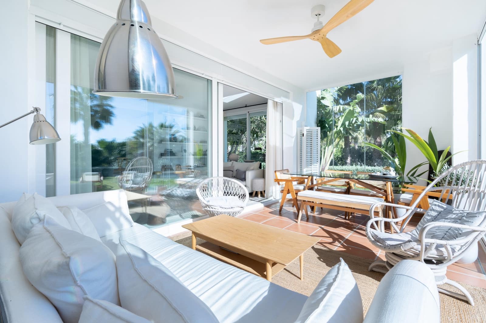 Apartamento de 3 habitaciones en Casares en venta con piscina garaje - 610.000 € (Ref: 8816521)