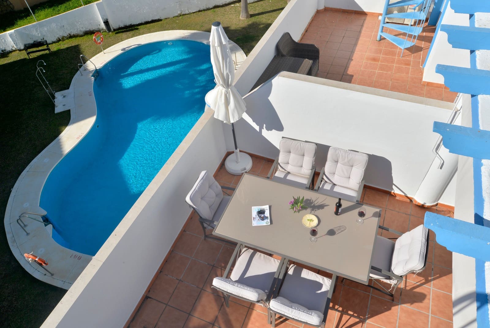 2 sovrum Takvåning till salu i Estepona med pool garage - 350 000 € (Ref: 8931160)