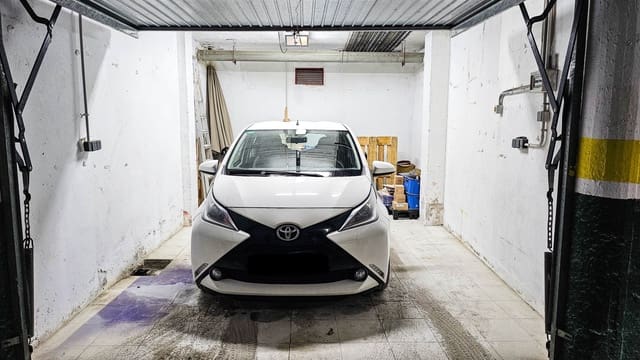 Restaurant/Bar til salg i La Duquesa / Puerto de la Duquesa, Manilva med garage - € 850.000 (Ref: 8934604)