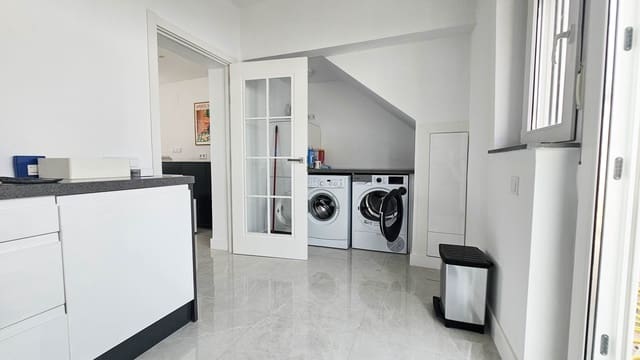 4 chambre Villa/Maison à vendre à La Duquesa / Puerto de la Duquesa, Manilva avec piscine - 1 100 000 € (Ref: 8938223)