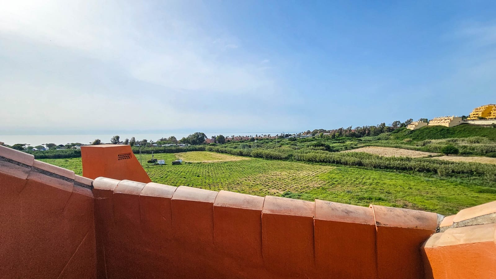 2 soveværelse Penthouse til salg i La Duquesa / Puerto de la Duquesa med swimmingpool garage - € 335.000 (Ref: 8949914)