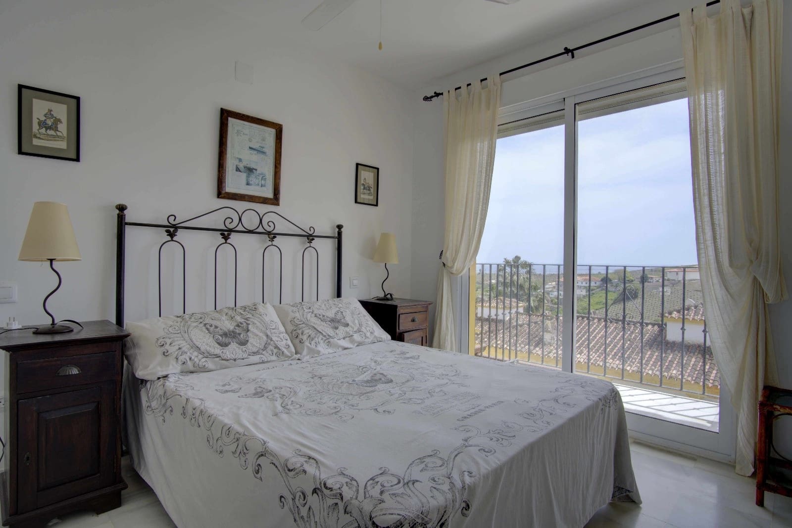 4 bedroom Semi-detached Villa for sale in Manilva with pool - € 439,950 (Ref: 9104040)