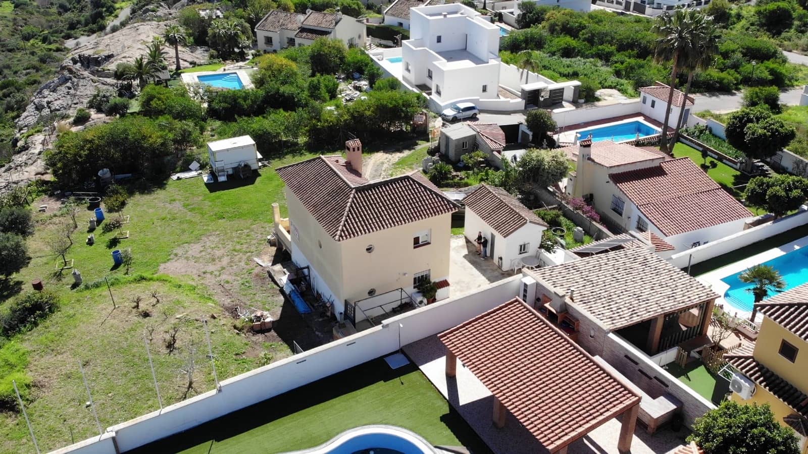 4 soveværelse Villa til salg i Sotogrande - € 595.000 (Ref: 9108420)