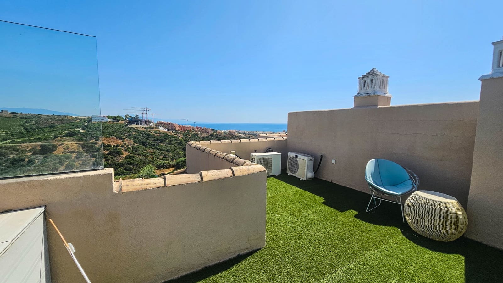 4 slaapkamer Halfvrijstaande villa te koop in Manilva met zwembad garage - € 645.000 (Ref: 9177181)