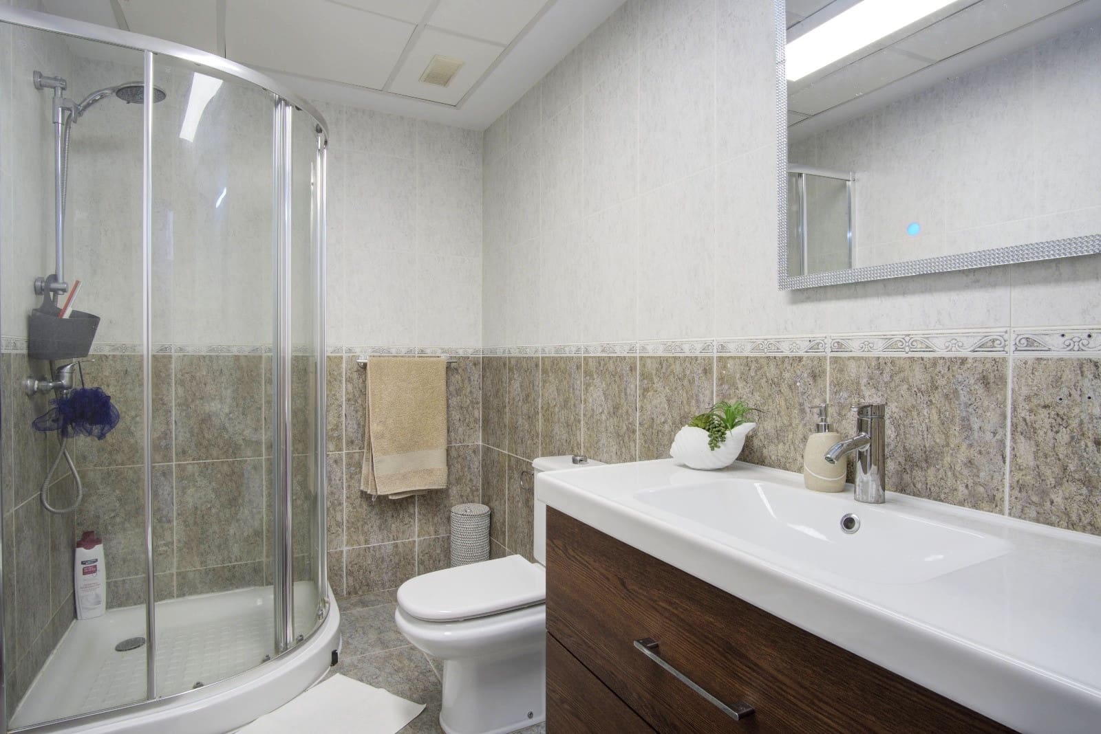 4 soveværelse Byhus til salg i Manilva med swimmingpool garage - € 439.000 (Ref: 9190599)