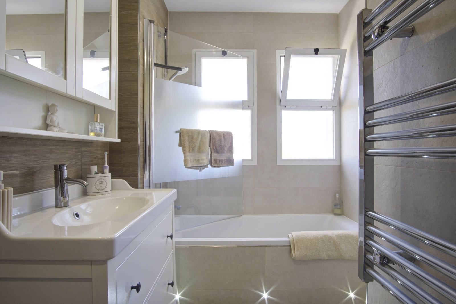 4 soveværelse Byhus til salg i Manilva med swimmingpool garage - € 439.000 (Ref: 9190599)