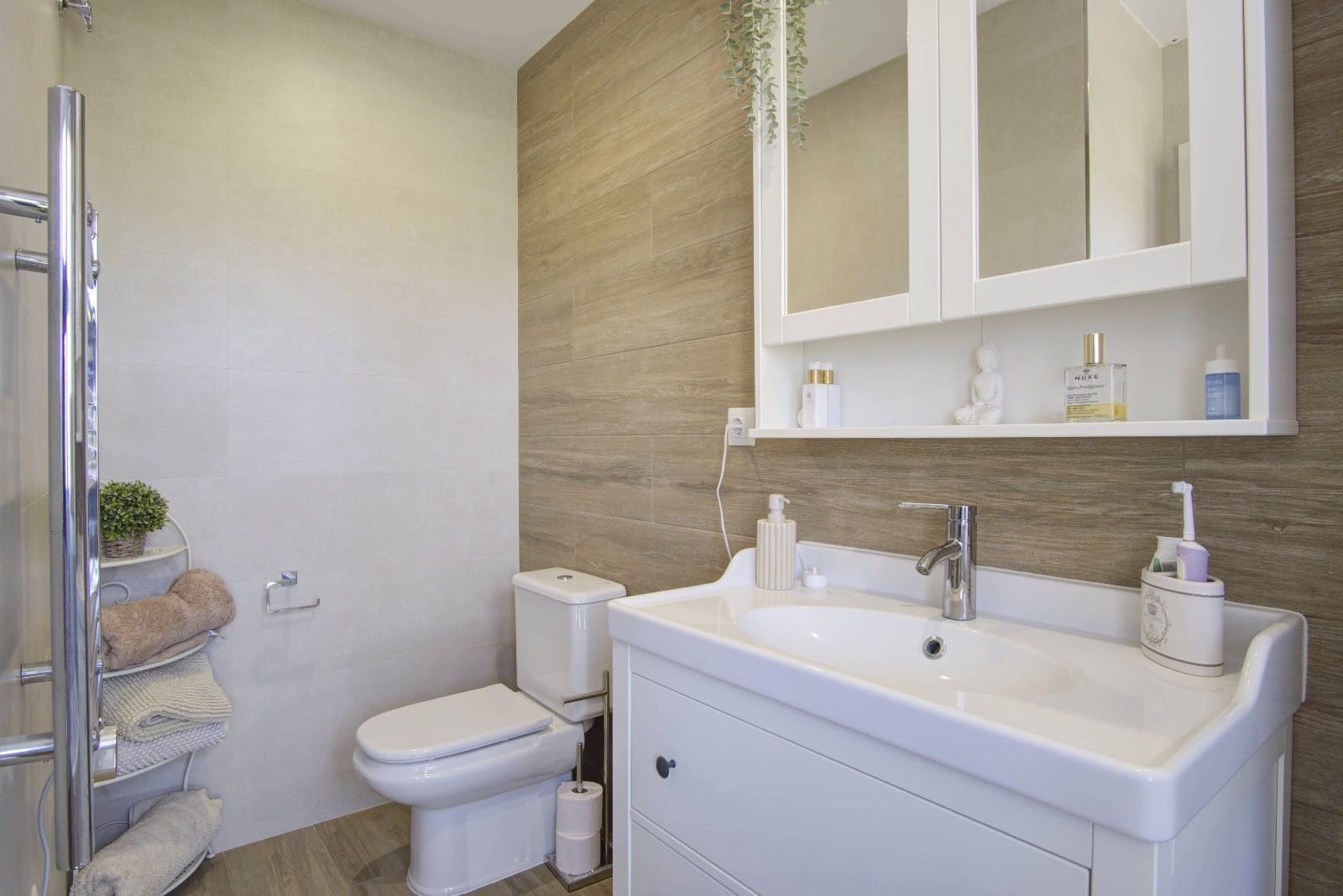 4 soveværelse Byhus til salg i Manilva med swimmingpool garage - € 439.000 (Ref: 9190599)