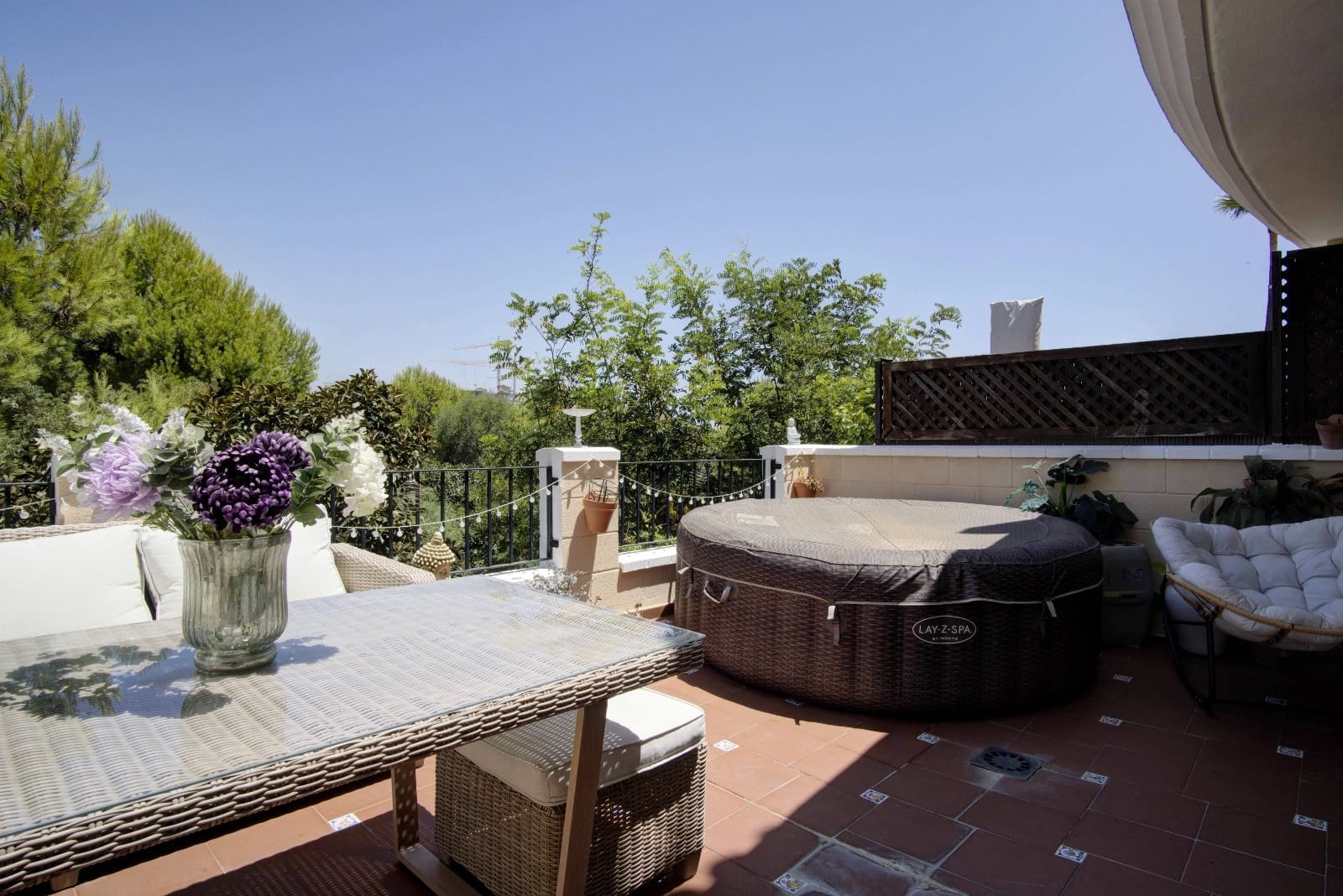 4 soveværelse Byhus til salg i Manilva med swimmingpool garage - € 439.000 (Ref: 9190599)