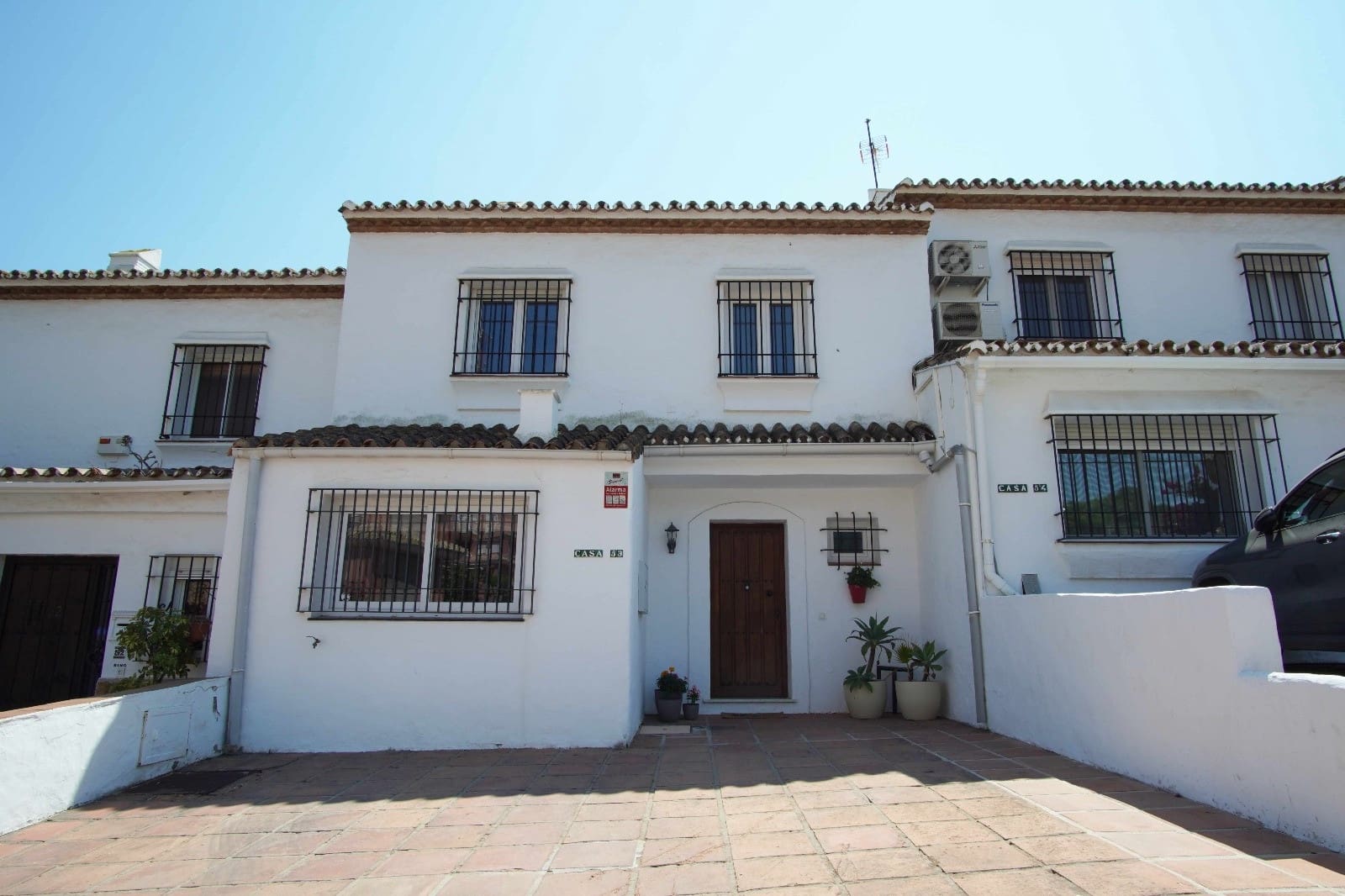 3 slaapkamer Huis te koop in La Duquesa / Puerto de la Duquesa met zwembad - € 440.000 (Ref: 9195075)