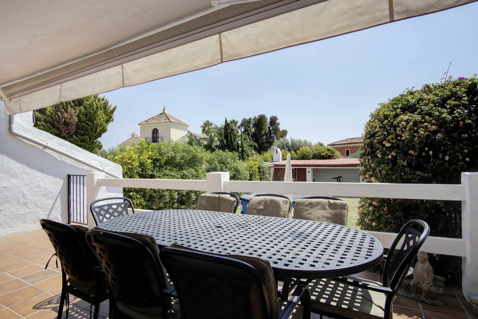 3 slaapkamer Huis te koop in La Duquesa / Puerto de la Duquesa met zwembad - € 440.000 (Ref: 9195075)