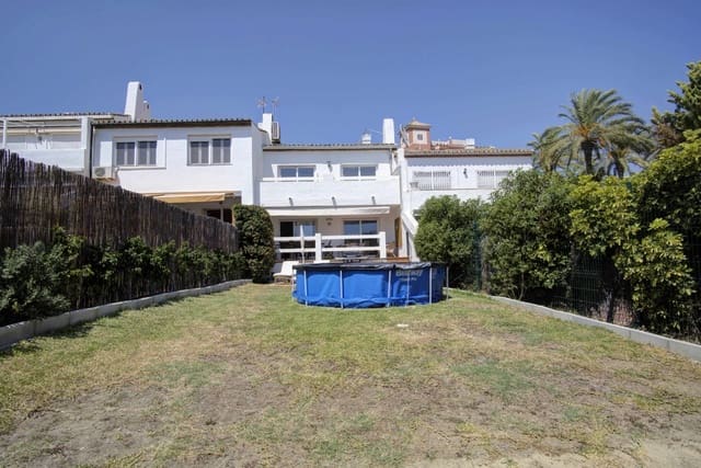 3 slaapkamer Huis te koop in La Duquesa / Puerto de la Duquesa, Manilva met zwembad - € 440.000 (Ref: 9195075)