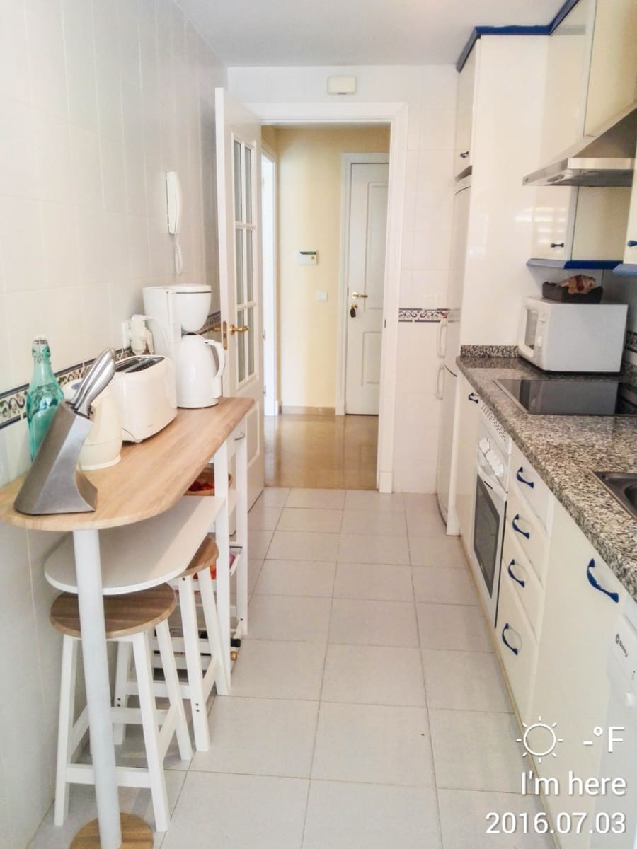 1 soveværelse Lejlighed til salg i La Duquesa / Puerto de la Duquesa med swimmingpool garage - € 320.000 (Ref: 9235738)