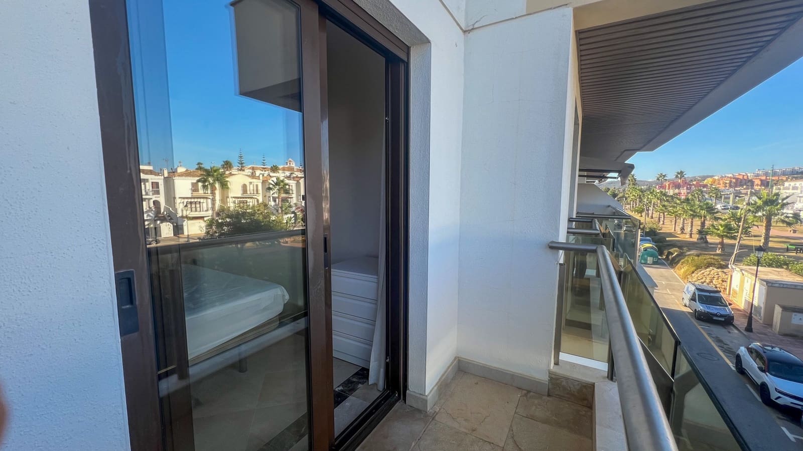 2 bedroom Apartment for sale in La Duquesa / Puerto de la Duquesa with pool garage - € 380,000 (Ref: 9298978)