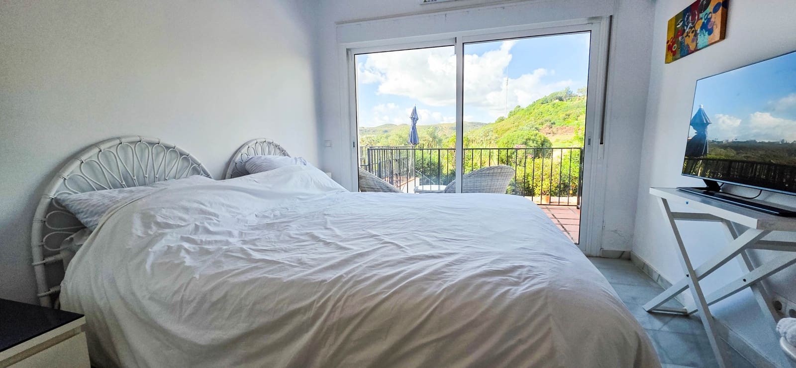 5 bedroom Semi-detached Villa for sale in La Duquesa / Puerto de la Duquesa with pool garage - € 850,000 (Ref: 9366941)