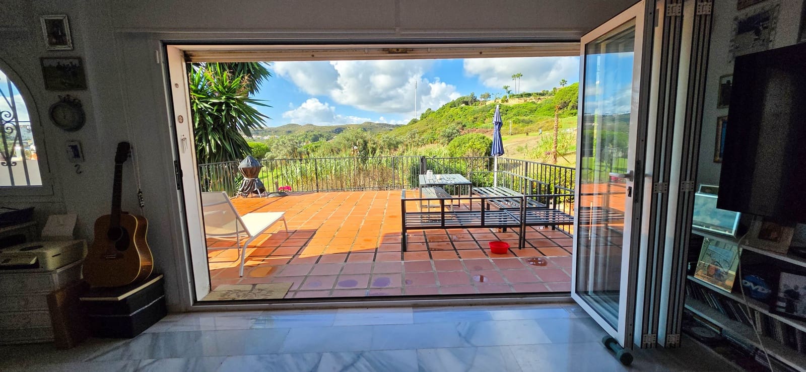 5 bedroom Semi-detached Villa for sale in La Duquesa / Puerto de la Duquesa with pool garage - € 850,000 (Ref: 9366941)
