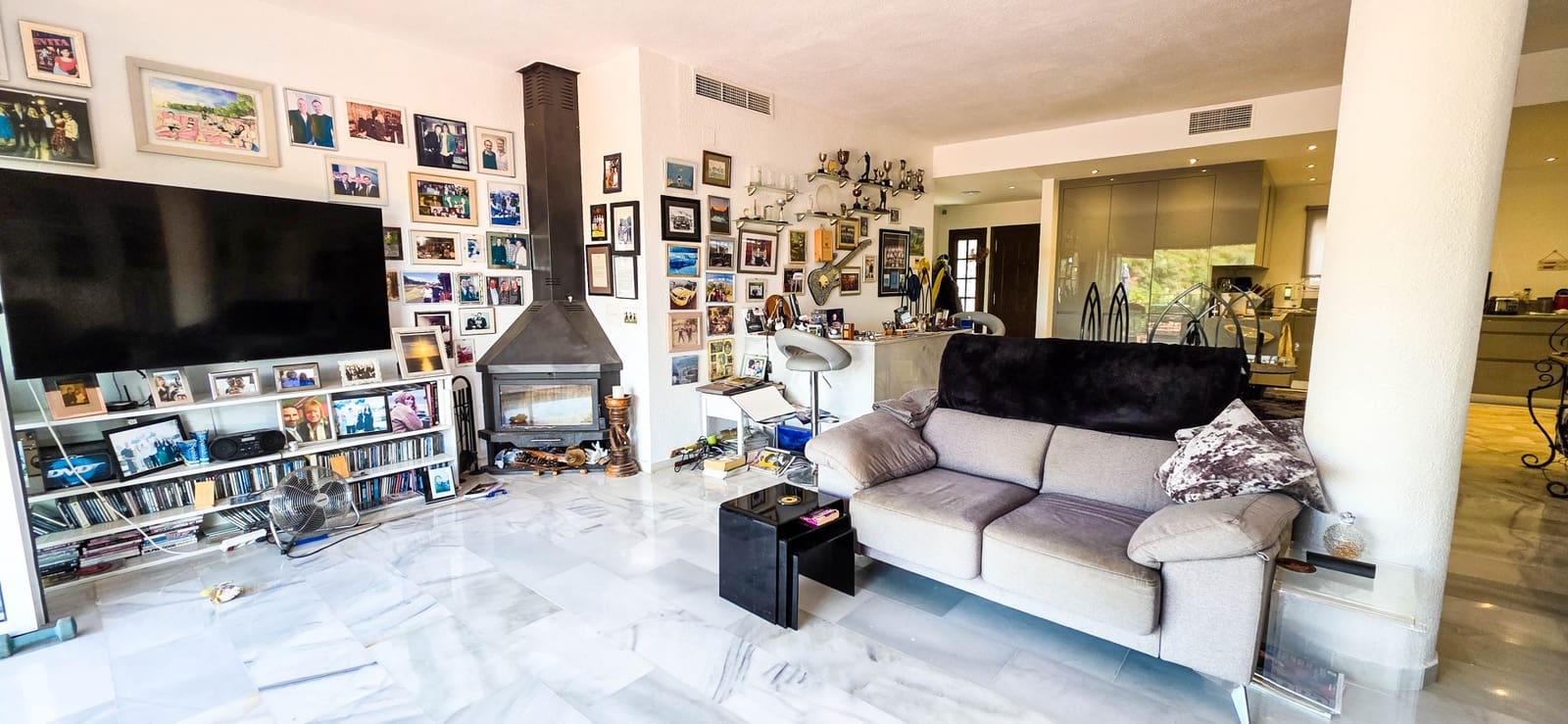 5 quarto Moradia Geminada para venda em La Duquesa / Puerto de la Duquesa com piscina garagem - 749 000 € (Ref: 9366941)
