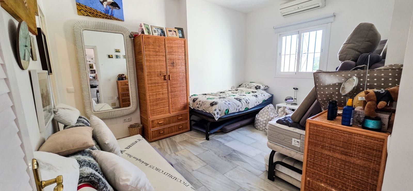 5 quarto Moradia Geminada para venda em La Duquesa / Puerto de la Duquesa com piscina garagem - 749 000 € (Ref: 9366941)