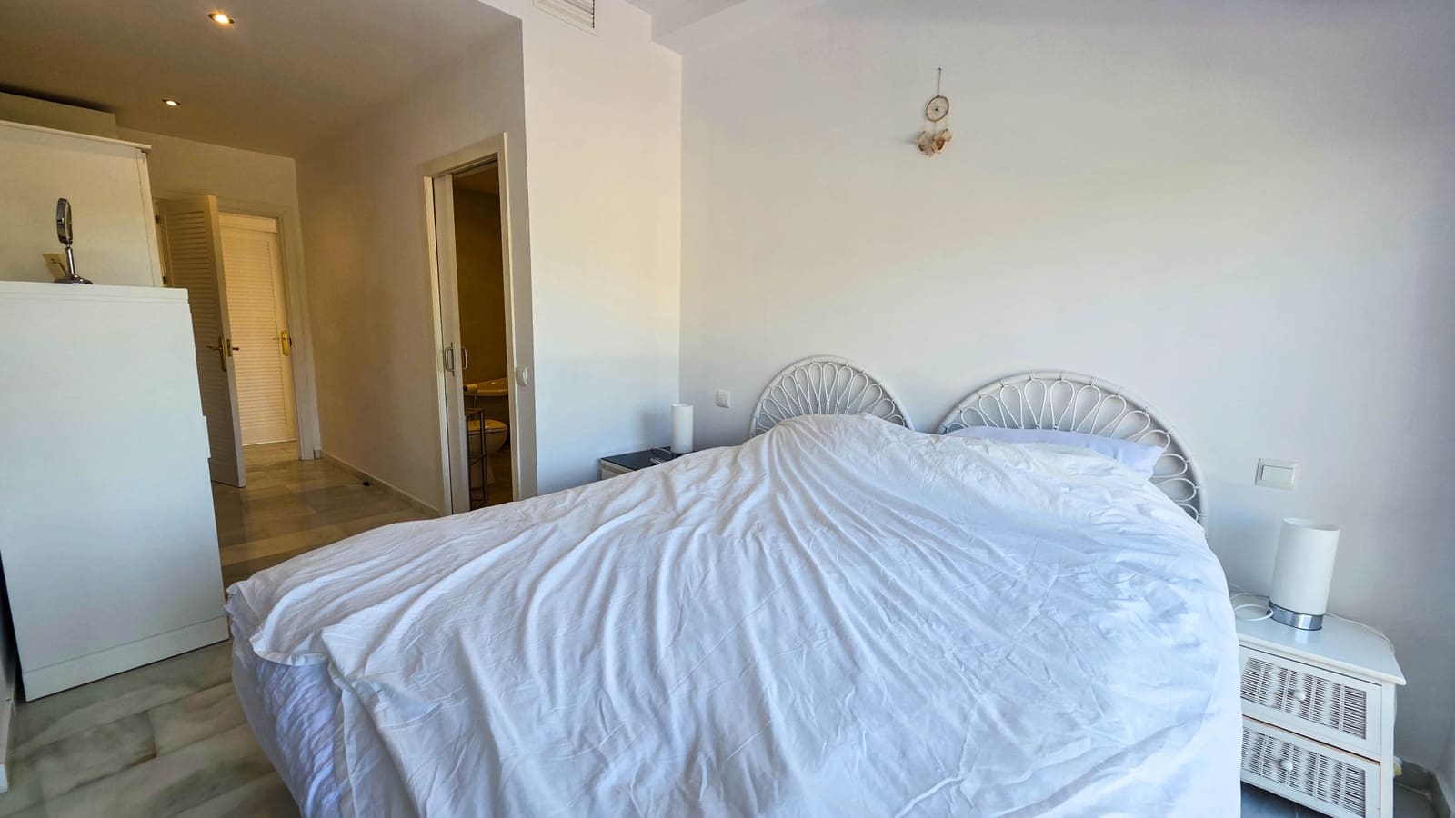 5 bedroom Semi-detached Villa for sale in La Duquesa / Puerto de la Duquesa with pool garage - € 725,000 (Ref: 9366941)