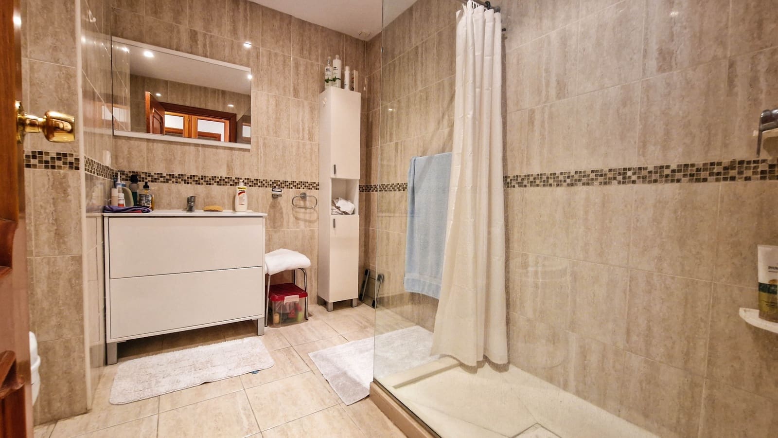 2 Zimmer Apartment zu verkaufen in La Duquesa / Puerto de la Duquesa mit Pool Garage - 399.000 € (Ref: 9374293)