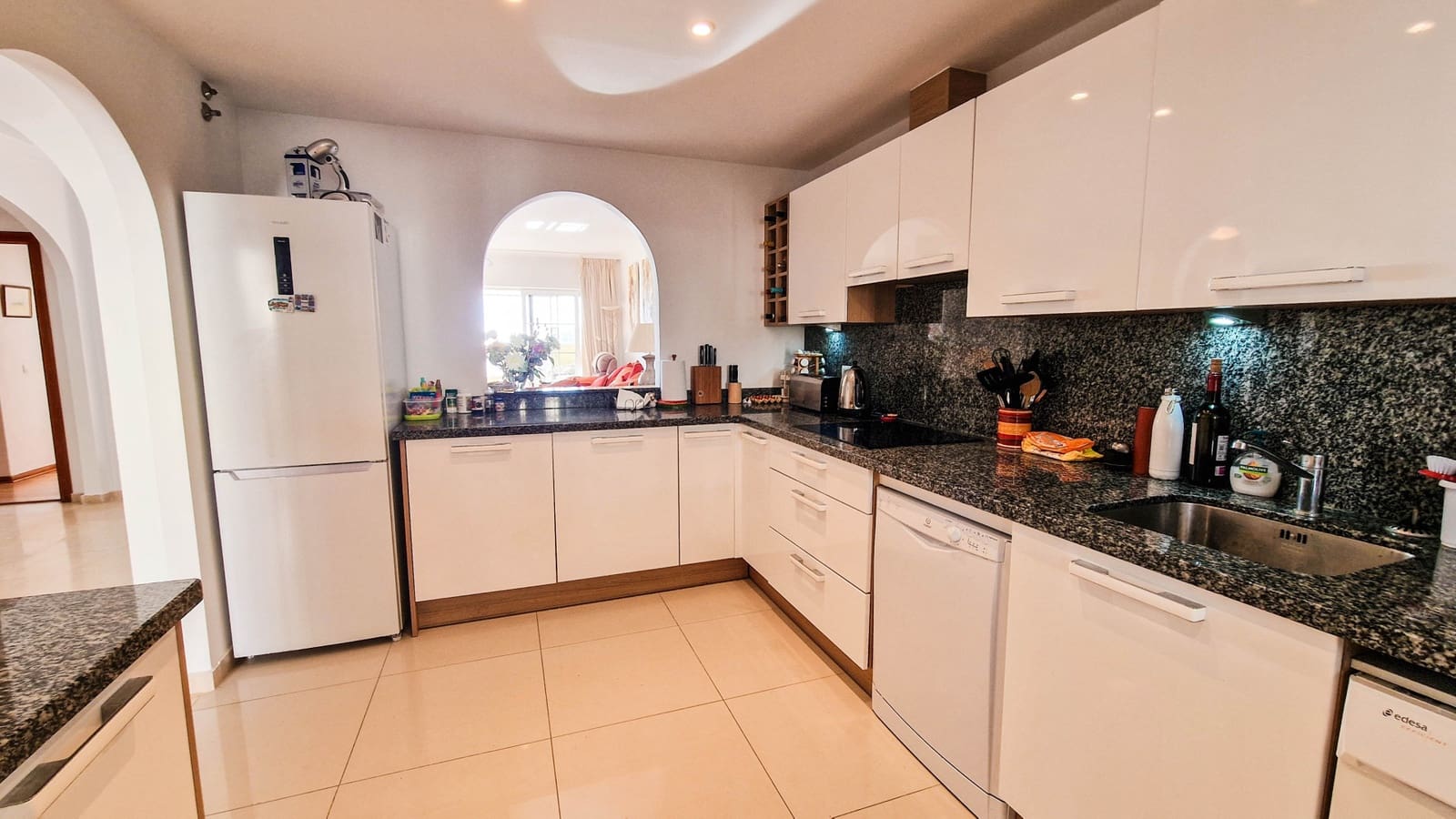 2 Zimmer Apartment zu verkaufen in La Duquesa / Puerto de la Duquesa mit Pool Garage - 399.000 € (Ref: 9374293)