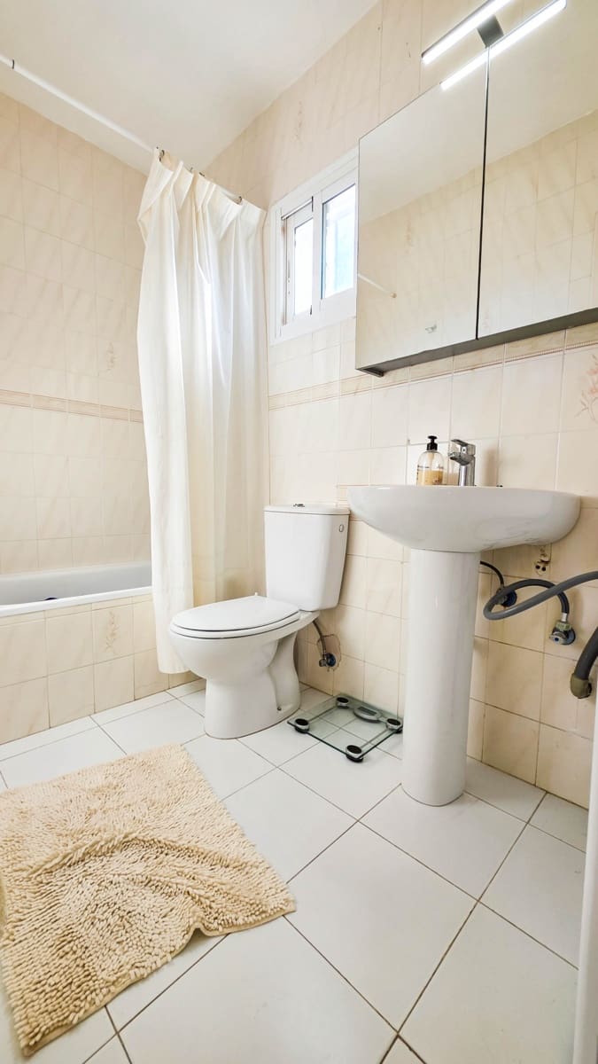 2 soverom Hus til salgs i Manilva med svømmebasseng - € 215 000 (Ref: 9397878)