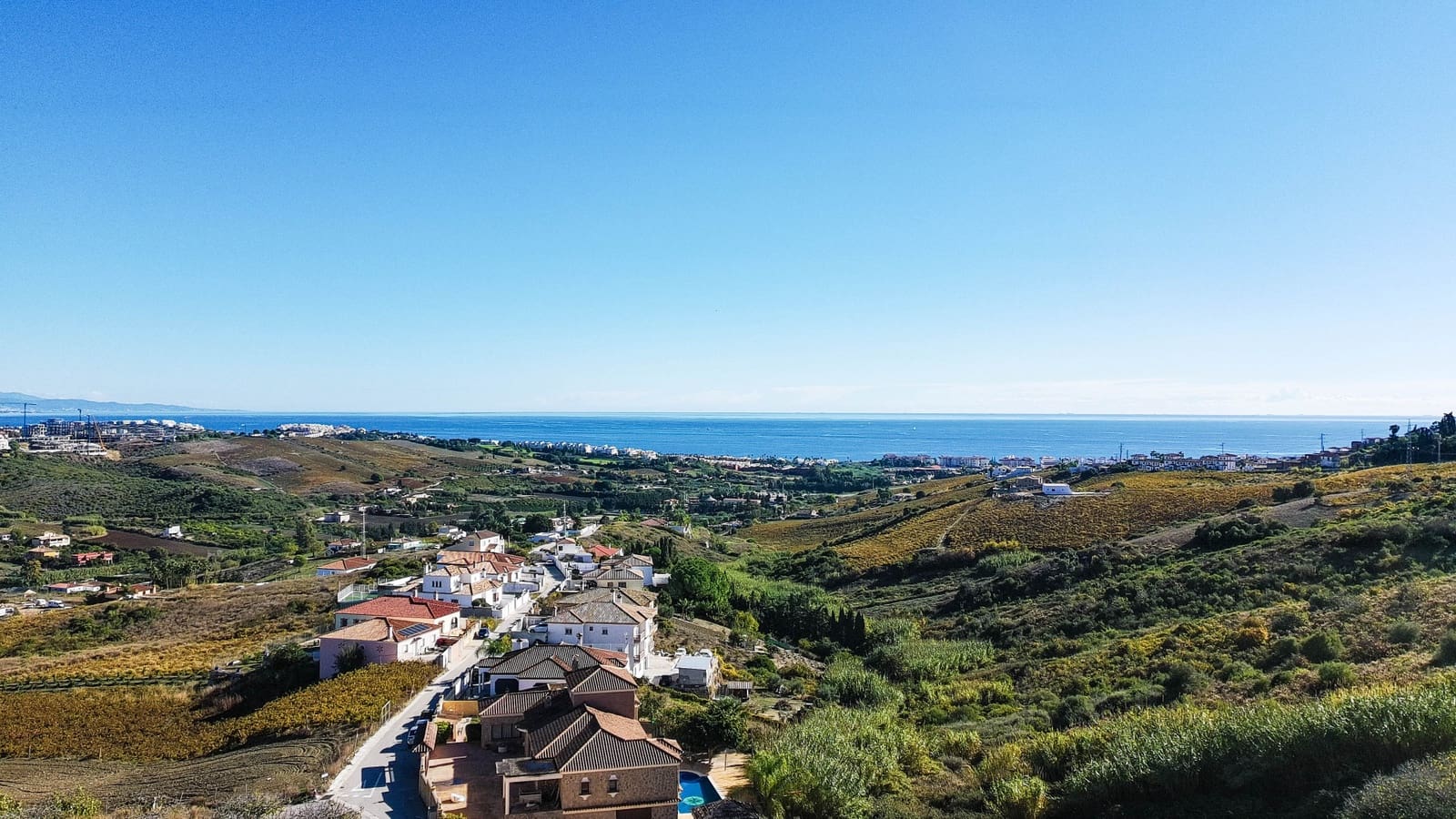 2 soverom Hus til salgs i Manilva med svømmebasseng - € 215 000 (Ref: 9397878)