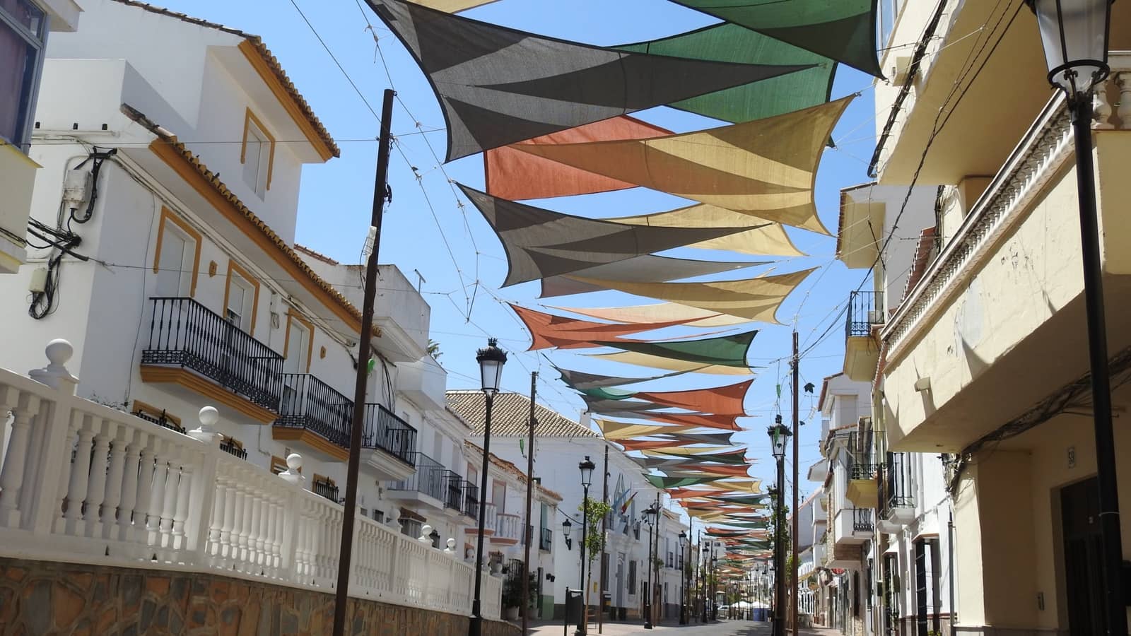 2 soverom Hus til salgs i Manilva med svømmebasseng - € 215 000 (Ref: 9397878)