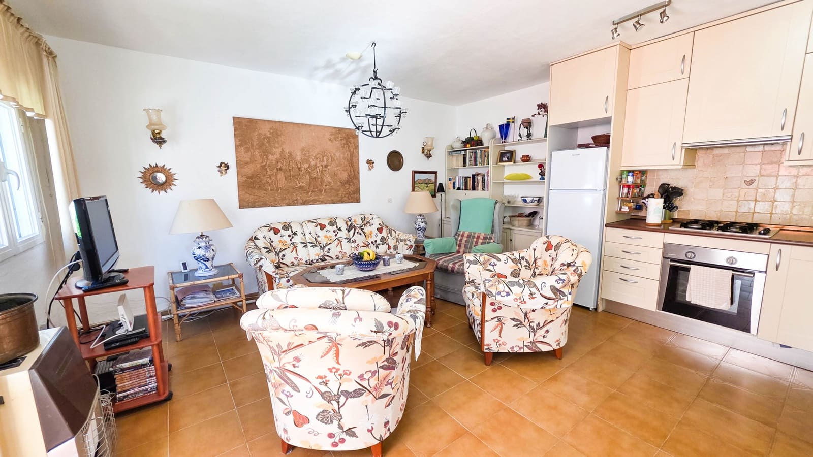 2 soverom Hus til salgs i Manilva med svømmebasseng - € 215 000 (Ref: 9397878)