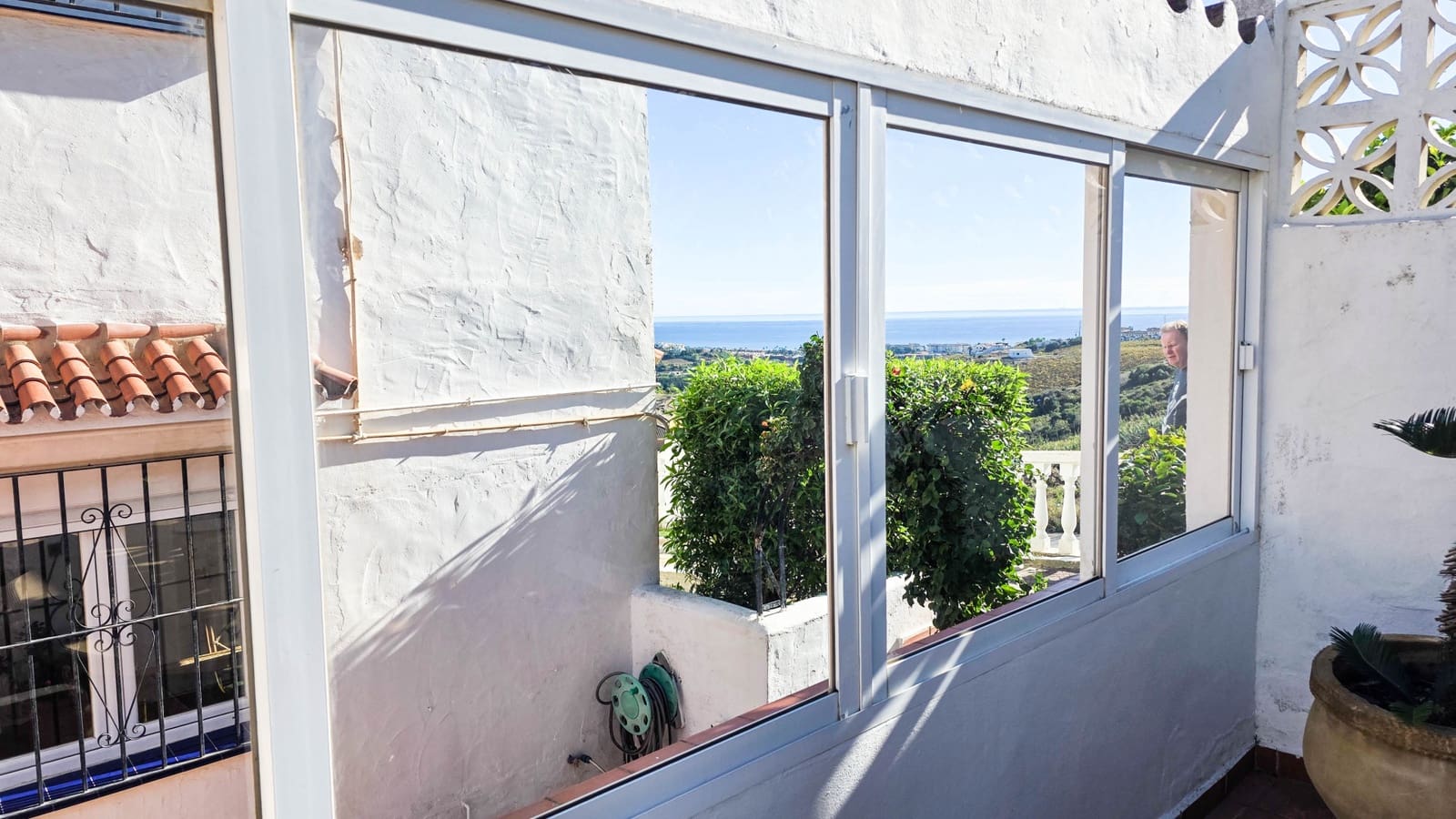 2 soverom Hus til salgs i Manilva med svømmebasseng - € 215 000 (Ref: 9397878)