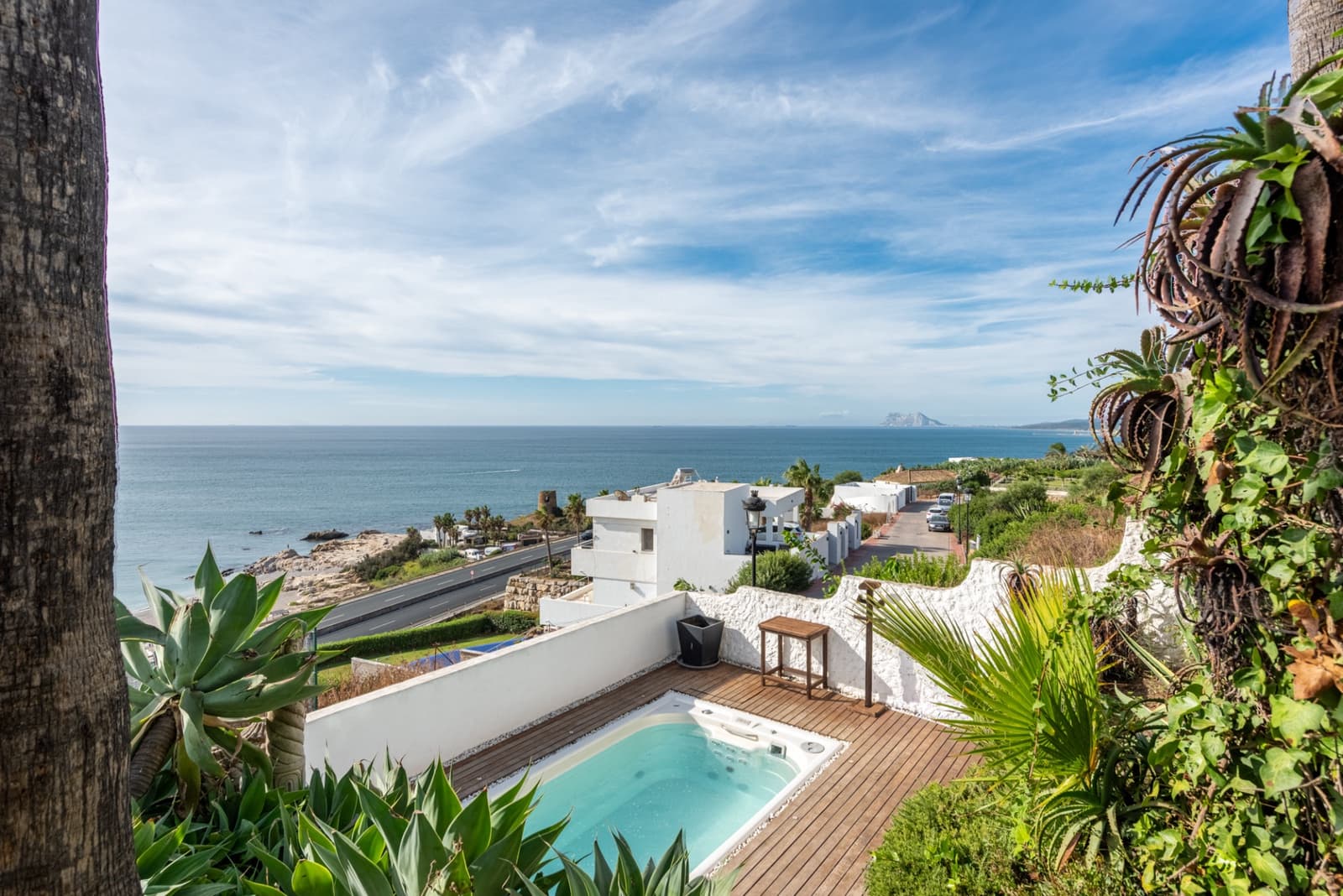 3 soverom Villa til salgs i Manilva med svømmebasseng garasje - € 1 495 000 (Ref: 9405889)