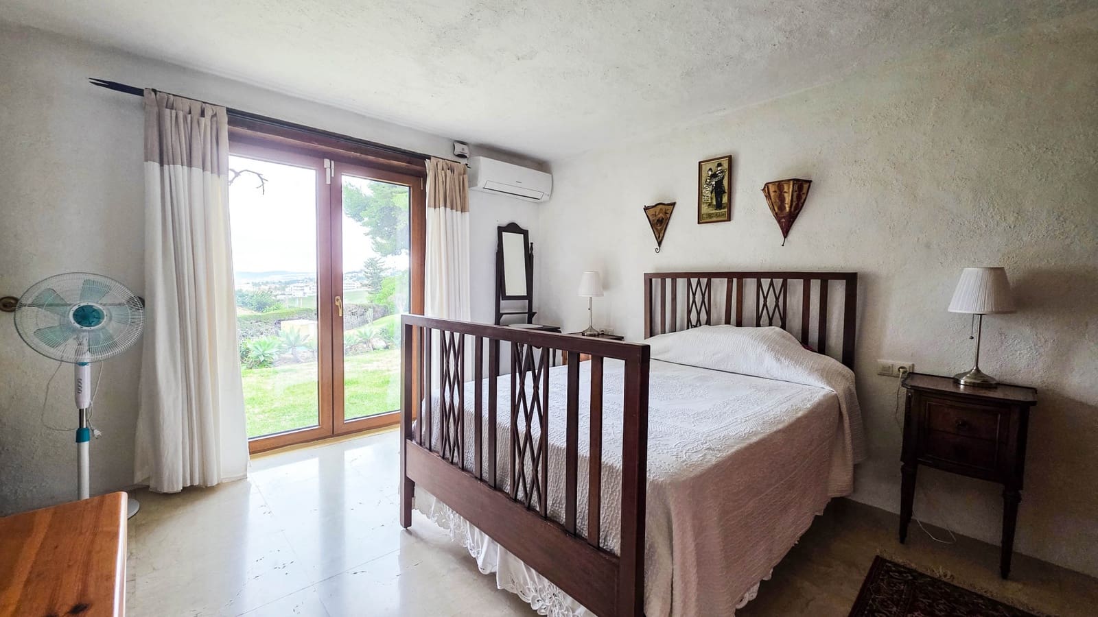 Chalet de 5 habitaciones en Bahía Dorada en venta con piscina garaje - 1.900.000 € (Ref: 9483225)