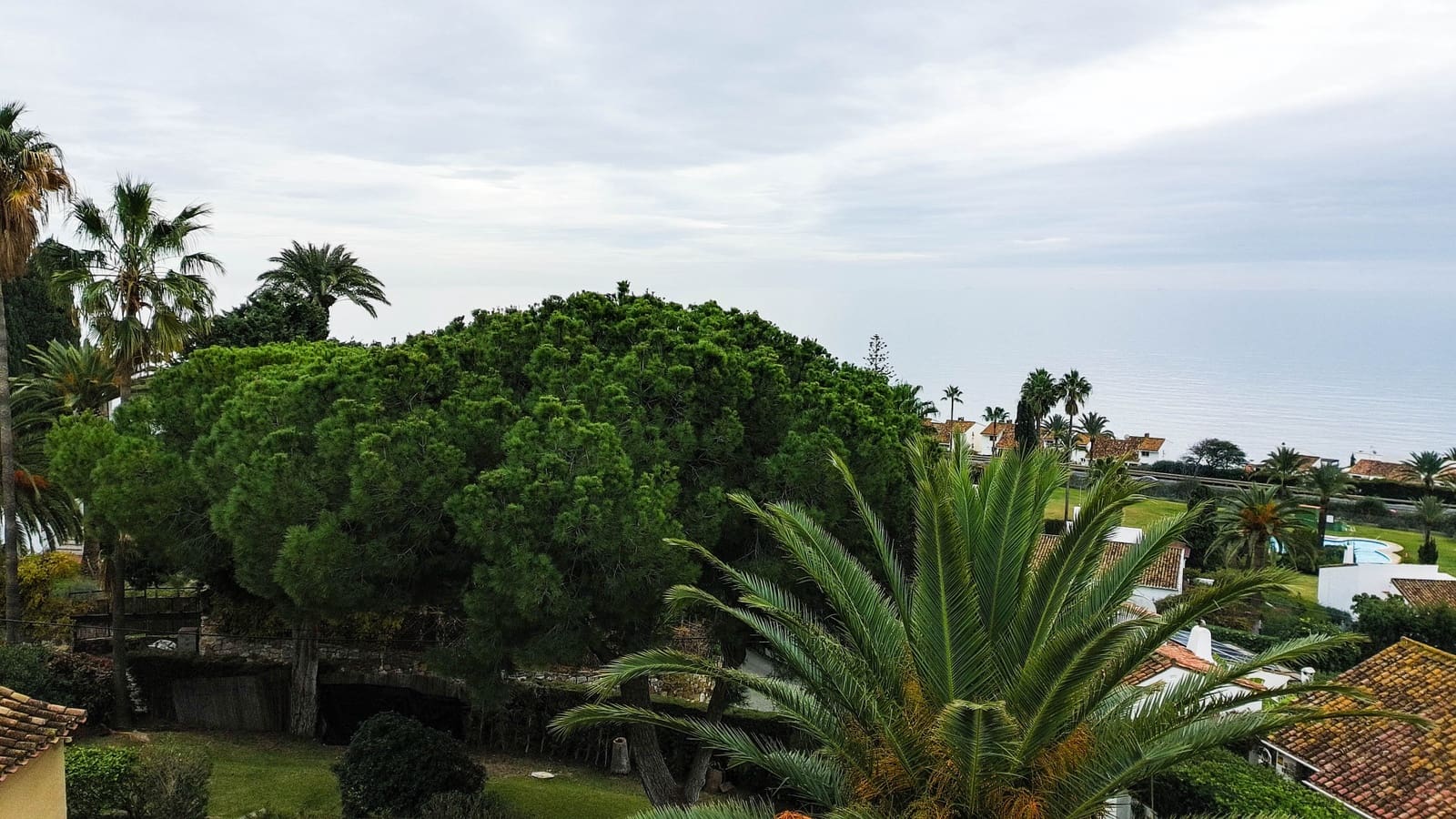 Chalet de 5 habitaciones en Bahía Dorada en venta con piscina garaje - 1.900.000 € (Ref: 9483225)