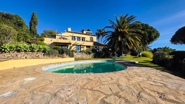 5 quarto Moradia para venda em Bahía Dorada, Estepona com piscina garagem - 1 750 000 € (Ref: 9483225)