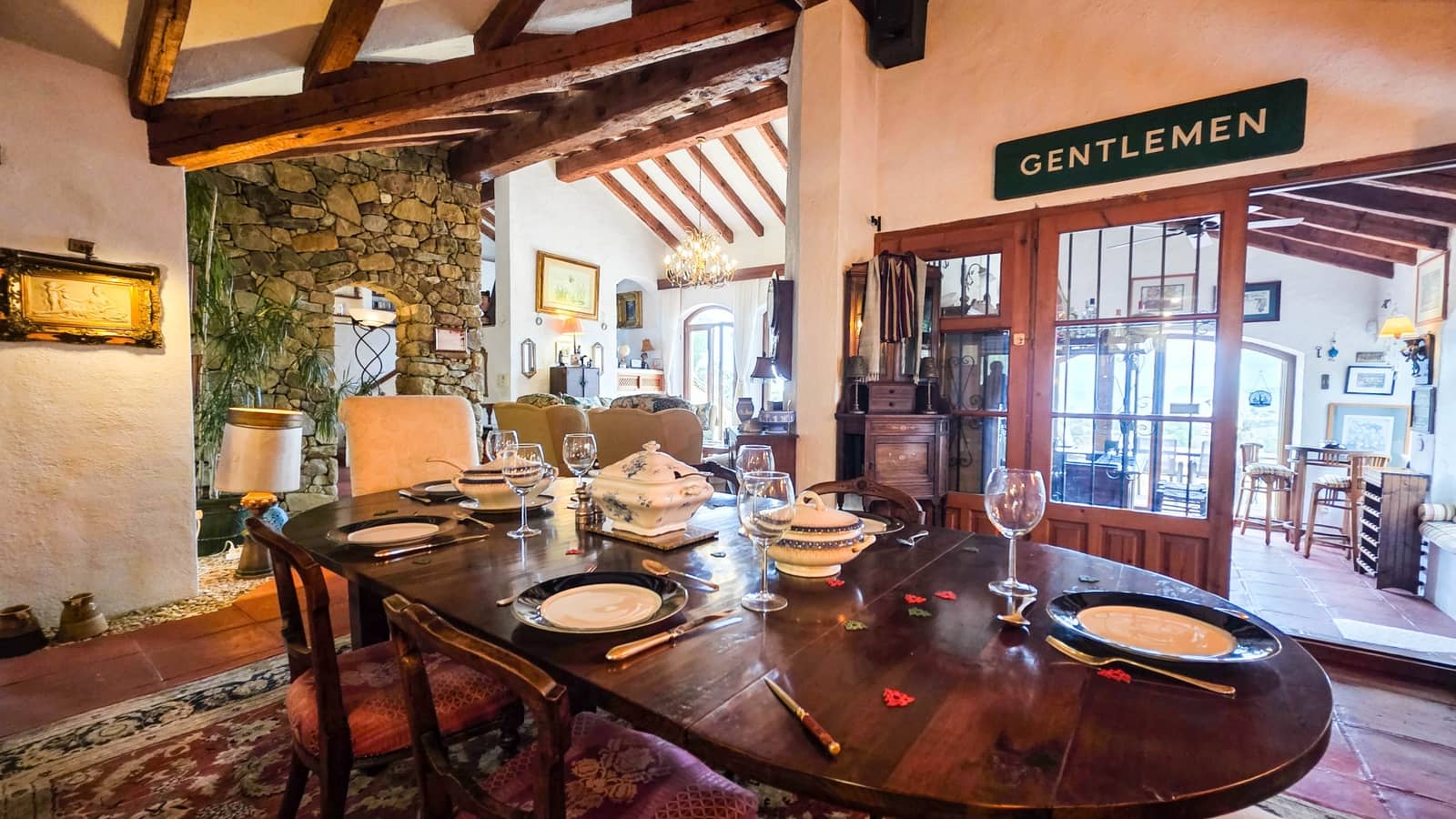 5 bedroom Villa for sale in Bahia Dorada with pool garage - € 1,750,000 (Ref: 9483225)