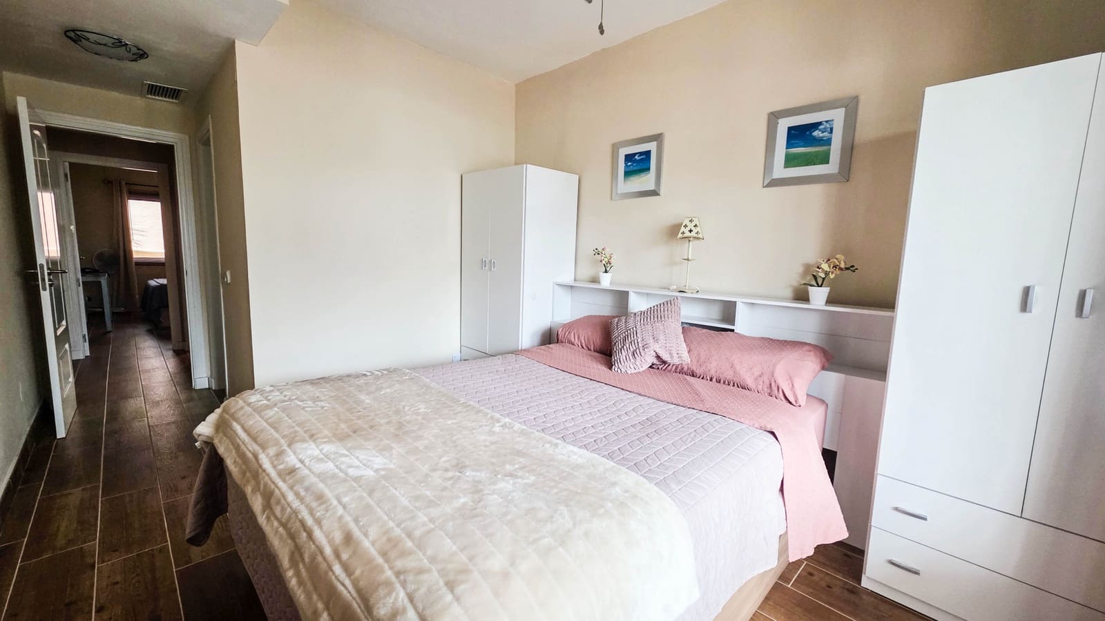 2 bedroom Apartment for sale in Manilva with pool garage - € 369,000 (Ref: 9496800)