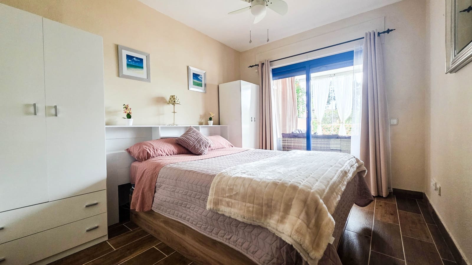 2 bedroom Apartment for sale in Manilva with pool garage - € 369,000 (Ref: 9496800)