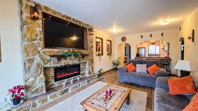 2 slaapkamer Appartement te koop in Manilva met zwembad garage - € 369.000 (Ref: 9496800)