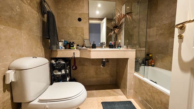 2 chambre Appartement à vendre à La Duquesa / Puerto de la Duquesa, Manilva avec piscine garage - 295 000 € (Ref: 9542648)